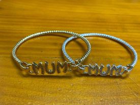 Gold Mum Bangle