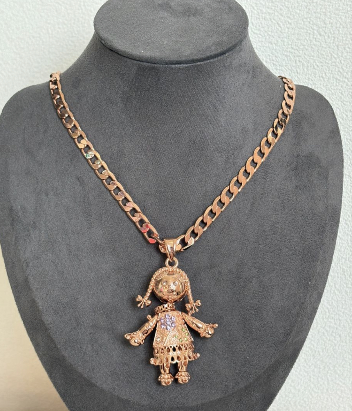 Rose Medium 5cm Ragdoll Necklace