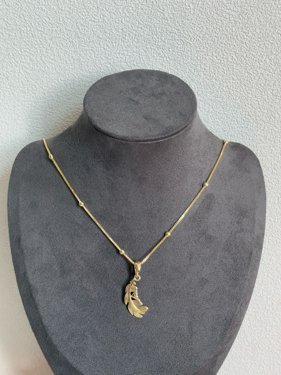 feather pendant and chain