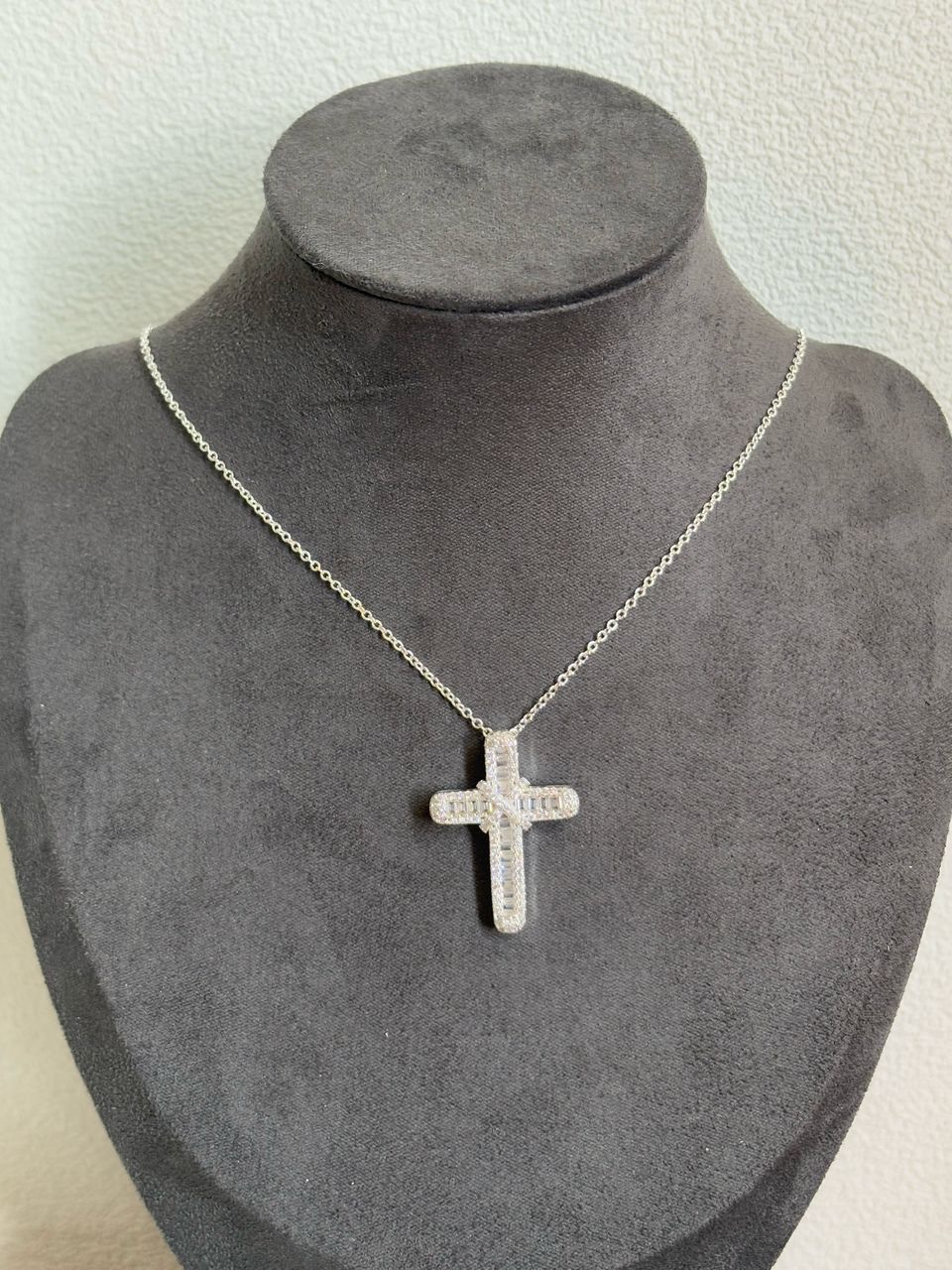 Iced out cross pendant and chain Petite