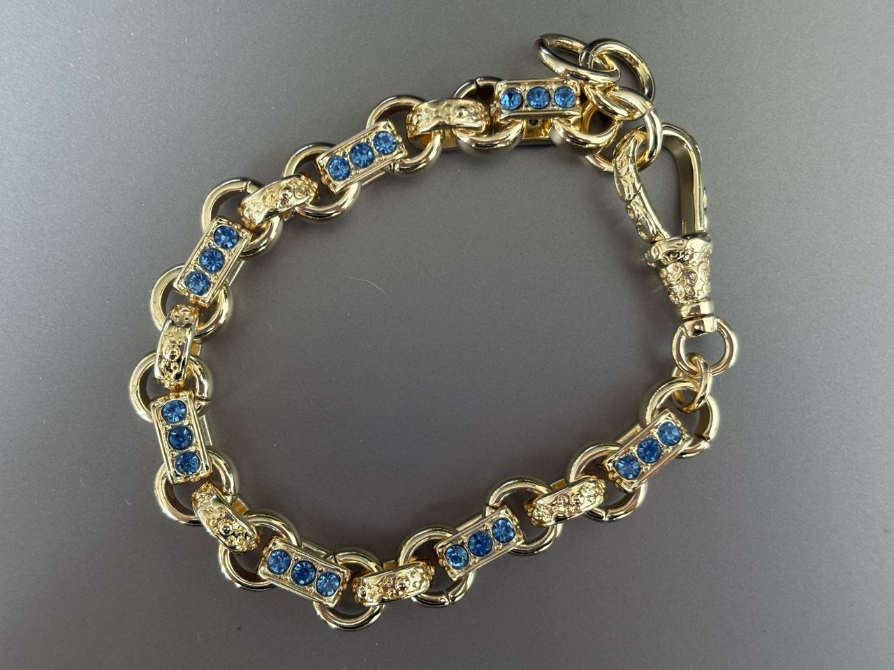 9ct gold filled blue 3 stone gypsy belcher bracelet