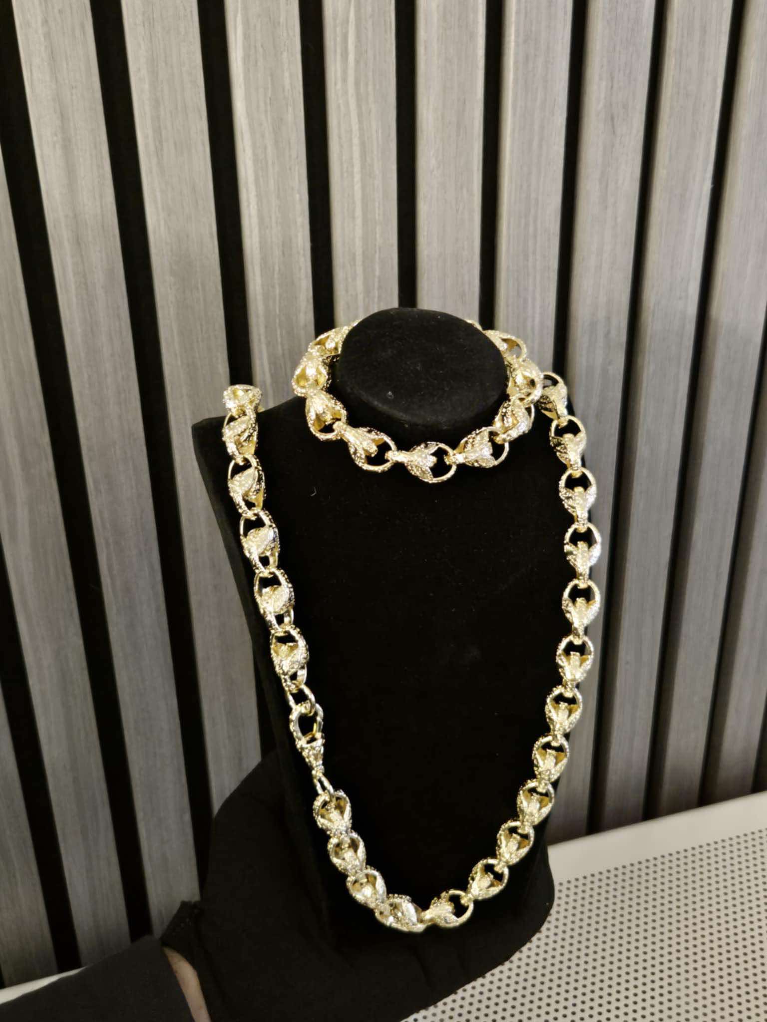 13mm Luxury Tulip Set
