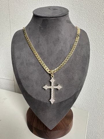 Premium Cross Pendant Necklace