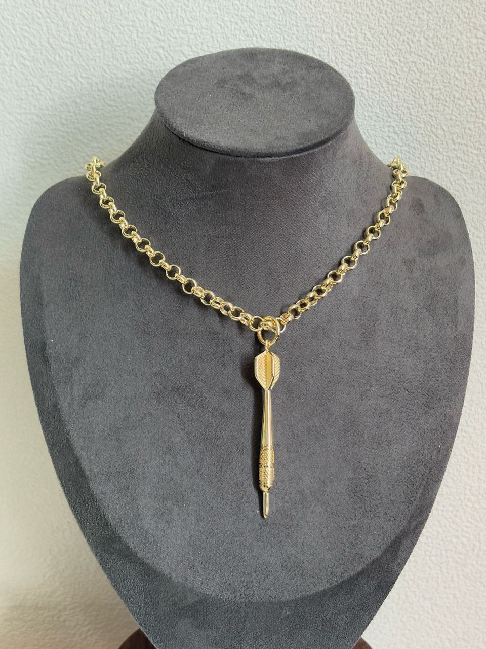 Premium gold filled Dart pendant and 5mm belcher chain